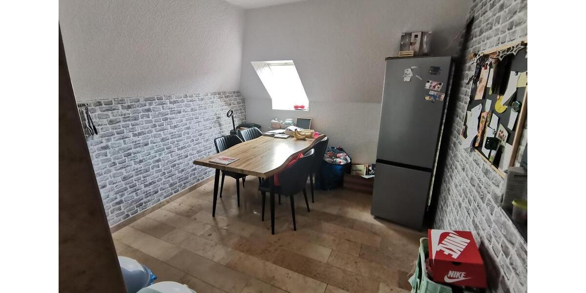 Dachgeschoßwohnung Heide - 4 Zimmer, 97 m&sup2;, 795&euro; | Angebot:26295053