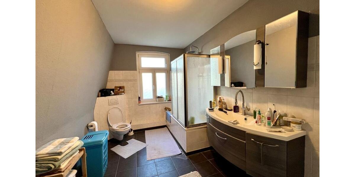 Einfamilienhaus Lübbecke - 6 Zimmer, 180 m&sup2;, 1.250&euro; | Angebot:24451050