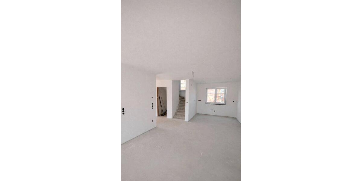 Doppelhaushälfte Straubing - 4 Zimmer, 125 m&sup2;, 1.390&euro; | Angebot:26237542