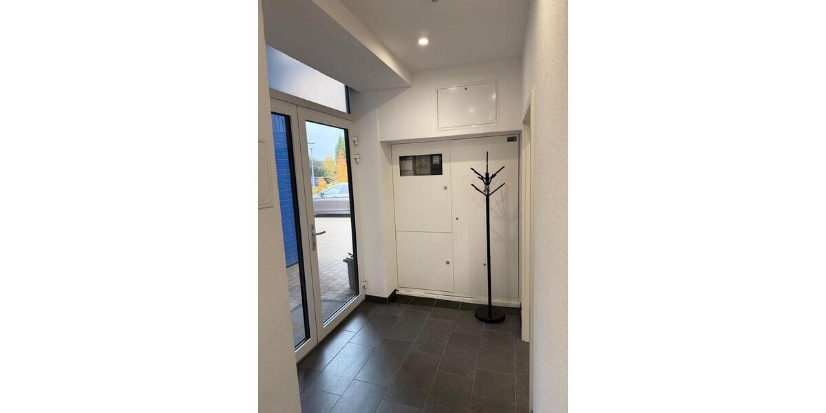 Erdgeschoßwohnung Trossingen - 4 Zimmer, 120 m&sup2;, 25&euro; | Angebot:24862533