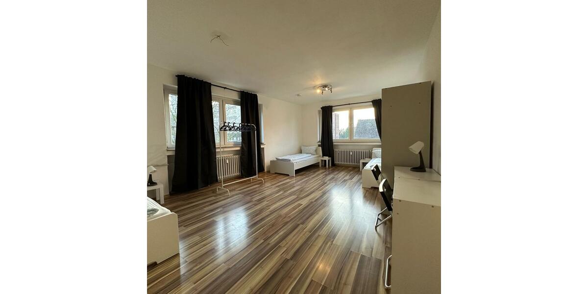 Wohnen auf Zeit Gelsenkirchen Buer - 10 Zimmer, 200 m&sup2;, 15&euro; | Angebot:22480763