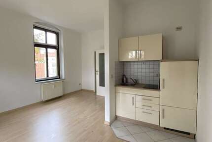 Wohnung zum Mieten in Zwickau 175 € 28 m² 1 zimmer