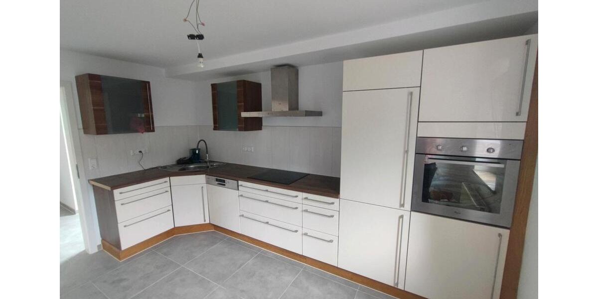 Etagenwohnung Küps - 2 Zimmer, 65 m&sup2;, 900&euro; | Angebot:24779173