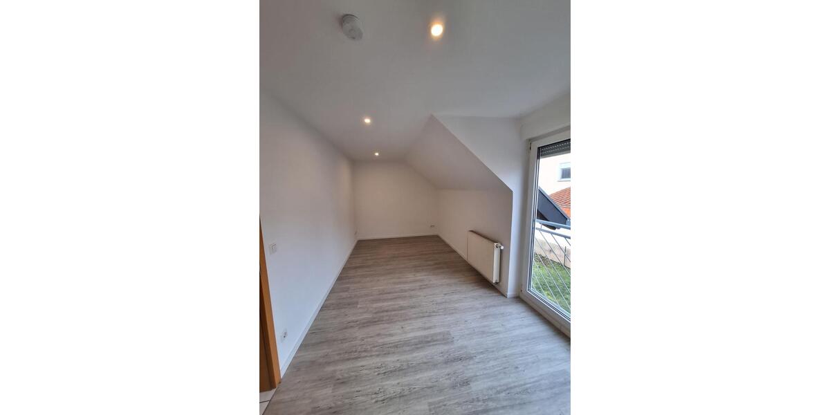 Doppelhaushälfte Ramstein-Miesenbach Miesenbach - 5 Zimmer, 160 m&sup2;, 1.700&euro; | Angebot:24657022
