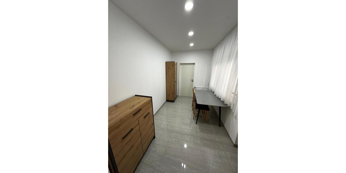 Wohnen auf Zeit Braunschweig Westliches Ringgebiet - 9 Zimmer, 20 m&sup2;, 28&euro; | Angebot:24591013