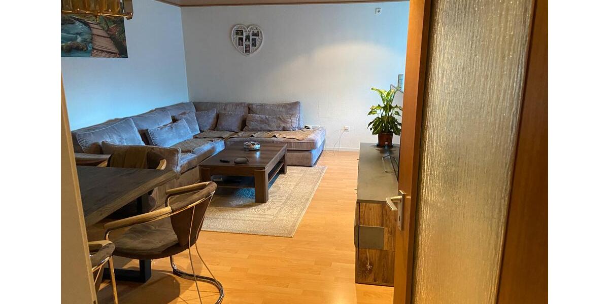 Etagenwohnung Remscheid - 3 Zimmer, 76 m&sup2;, 695&euro; | Angebot:24955899