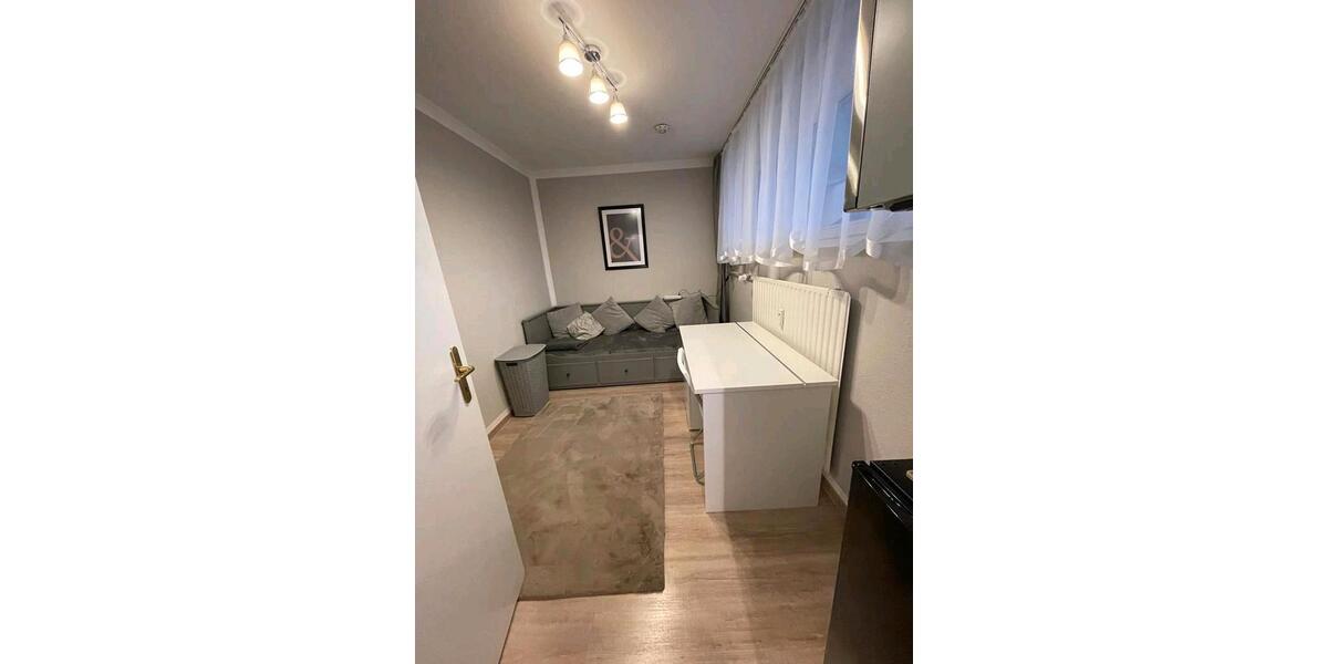 WG Zimmer für eine Frau 12 zimmer