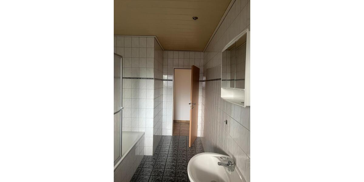 Etagenwohnung Hünxe - 1 Zimmer, 74 m&sup2;, 710&euro; | Angebot:26242004