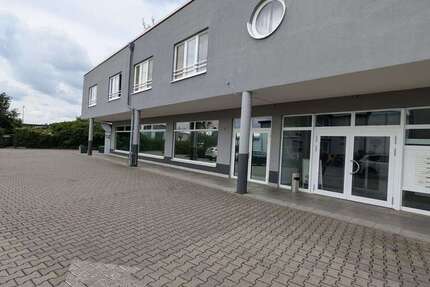 Einzelhandel in Bruchköbel 4.950 € 458 m² zimmer