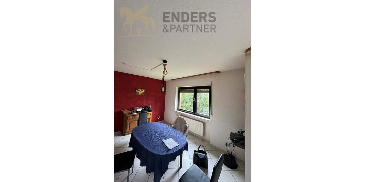 Etagenwohnung Hermeskeil - 3 Zimmer, 104 m&sup2;, 780&euro; | Angebot:25769703