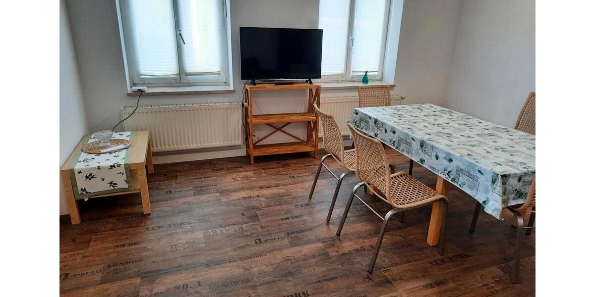 Wohnen auf Zeit Glauchau - 4 Zimmer, 100 m&sup2;, 340&euro; | Angebot:13740287