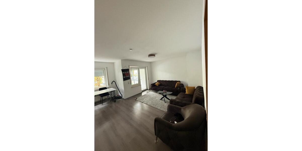 Etagenwohnung Ludwigshafen am Rhein Ludwigshafen-Oggersheim - 2 Zimmer, 72 m&sup2;, 1.100&euro; | Angebot:26538145