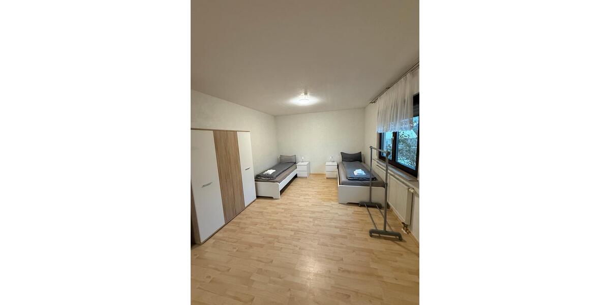 Wohnen auf Zeit Gägelow - 5 Zimmer, 120 m&sup2;, 15&euro; | Angebot:25650032