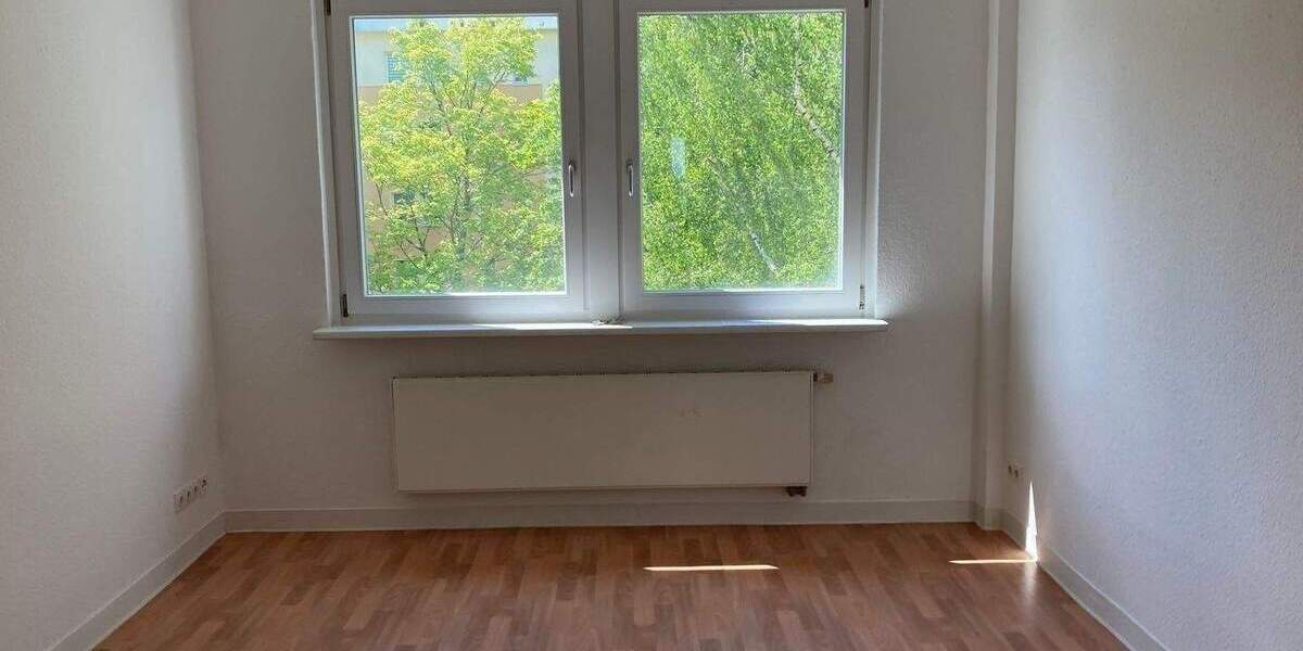 Etagenwohnung Chemnitz Gablenz - 2 Zimmer, 46 m&sup2;, 255&euro; | Angebot:26155801