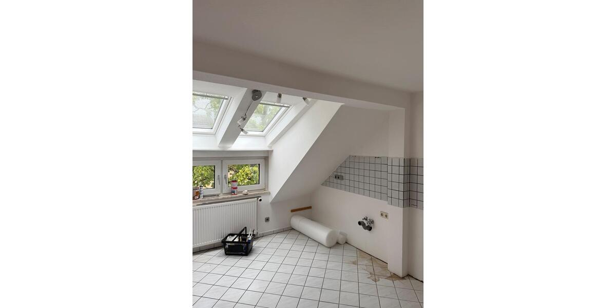 Dachgeschoßwohnung Lindhorst - 3.5 Zimmer, 102 m&sup2;, 850&euro; | Angebot:26582753