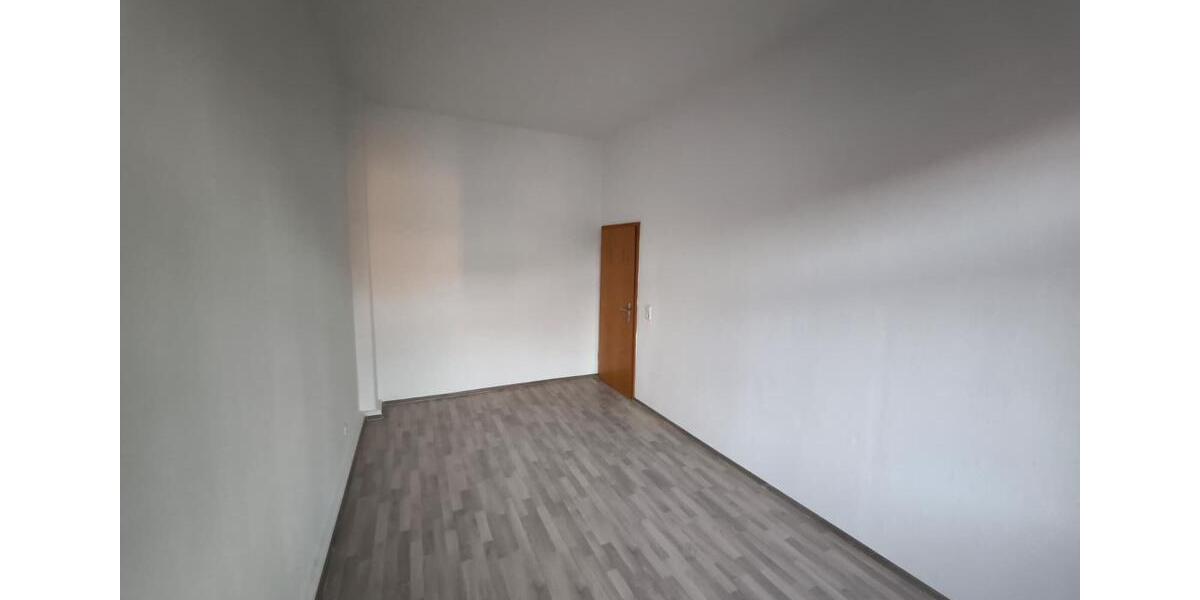 Etagenwohnung Zwickau - 4 Zimmer, 95 m&sup2;, 650&euro; | Angebot:26284748