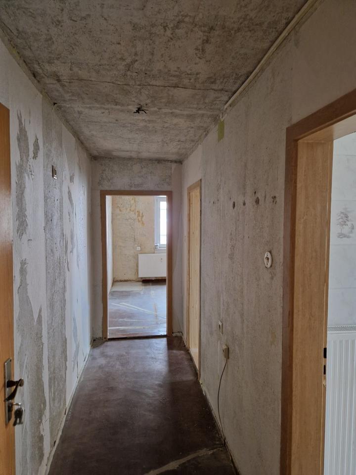 2-Zimmer-Wohnung wird für Dich neu hergerichtet
