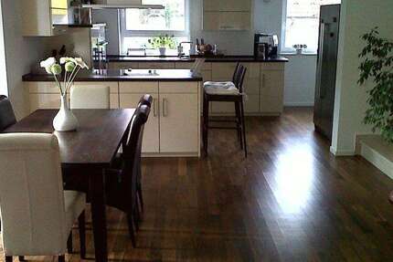 Haus Goldbach - 7 Zimmer, 165 m&sup2;, 2.000&euro; | Angebot:27152204