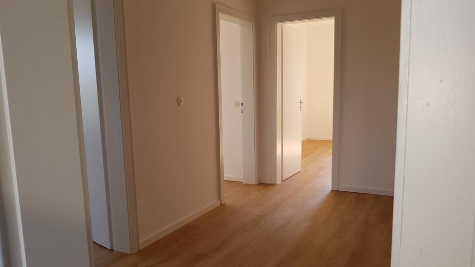 Etagenwohnung Bayreuth Meyernberg - 4 Zimmer, 104 m&sup2;, 1.100&euro; | Angebot:25177363