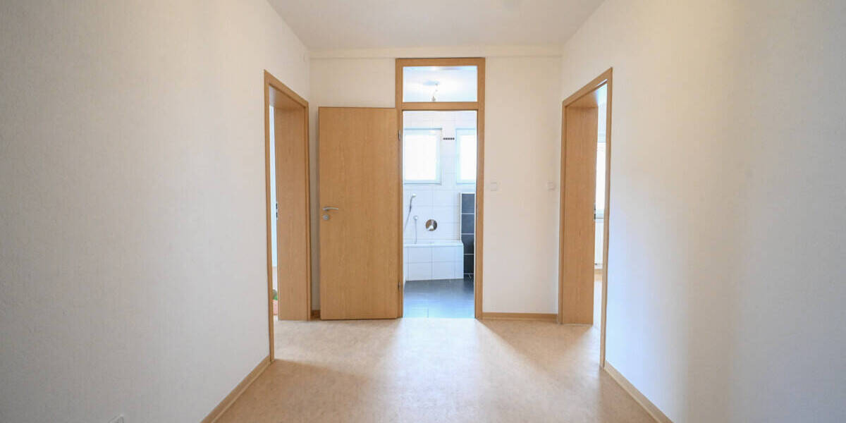 Etagenwohnung Schaafheim Mosbach - 4 Zimmer, 111 m&sup2;, 900&euro; | Angebot:26128578