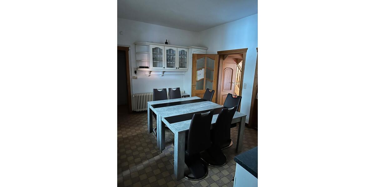 Wohnen auf Zeit Lähden - 14 Zimmer, 400 m&sup2;, 11&euro; | Angebot:23698967