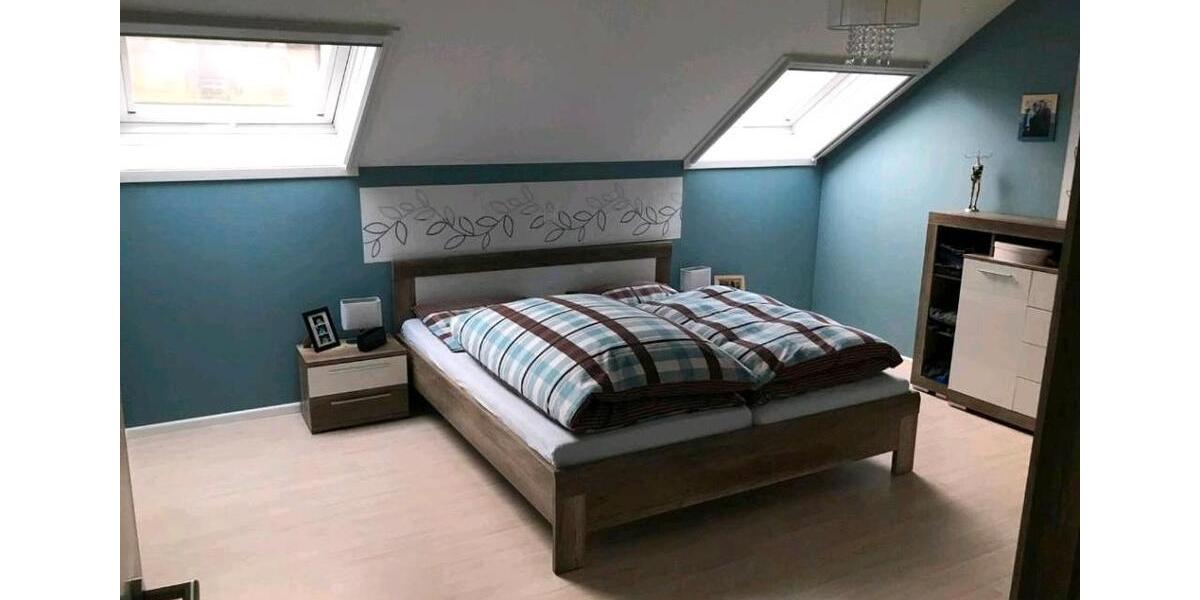 Dachgeschoßwohnung Rasdorf - 3 Zimmer, 83 m&sup2;, 530&euro; | Angebot:25944236