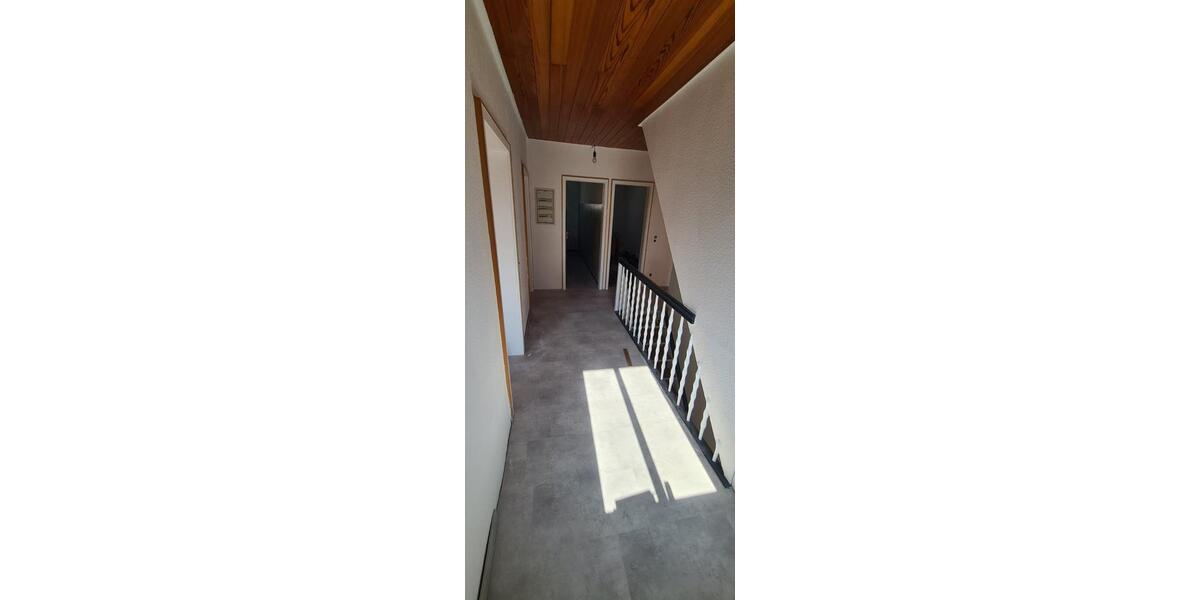 Etagenwohnung Wertheim - 3 Zimmer, 80 m&sup2;, 590&euro; | Angebot:26516803