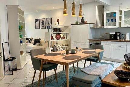 Charmantes, modernes und großzügiges Studio-Apartment mit Balkon