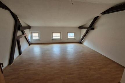 Wohnung Weißenfels - 2 Zimmer, 62 m&sup2;, 340&euro; | Angebot:24438775