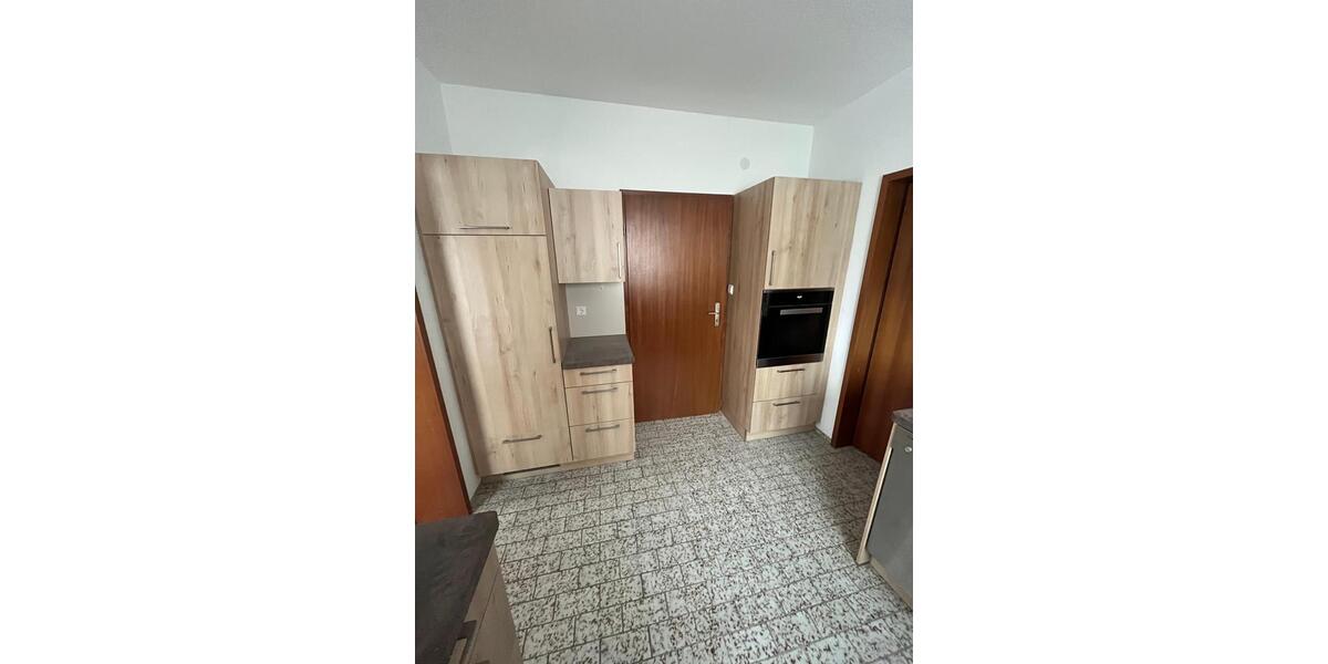 Erdgeschoßwohnung Bad Mergentheim - 4 Zimmer, 115 m&sup2;, 1.150&euro; | Angebot:24743984