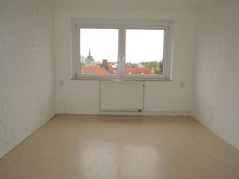 Wohnung zum Mieten in OscherslebenOT Hadmersleben 320 € 64 m² 4 zimmer