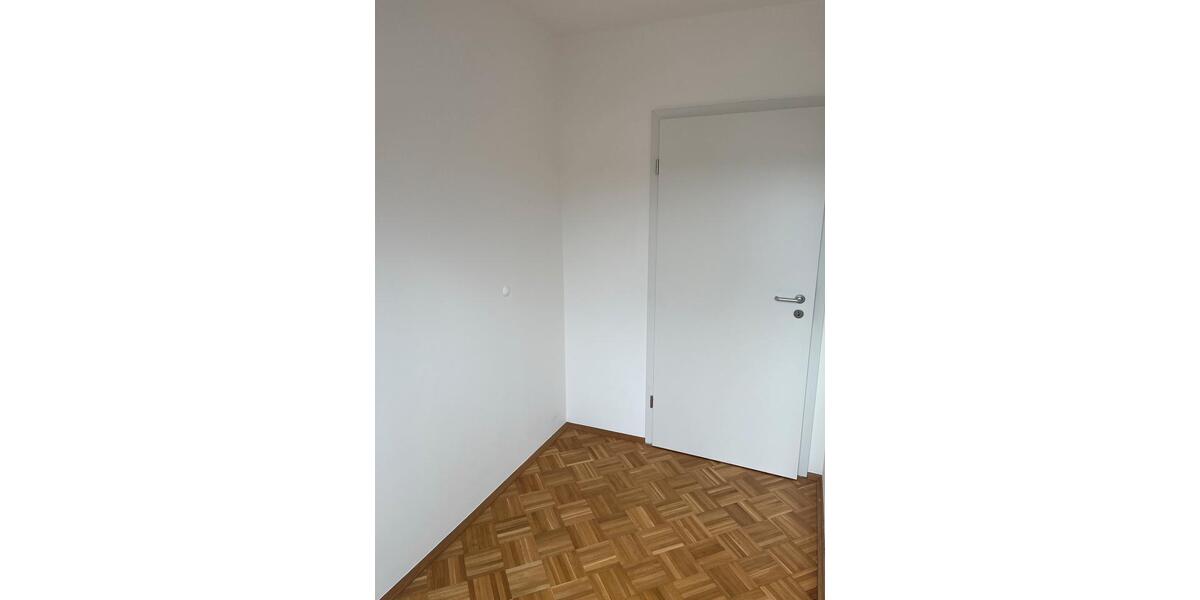 Dachgeschoßwohnung Mücke - 4 Zimmer, 75 m&sup2;, 800&euro; | Angebot:25656942
