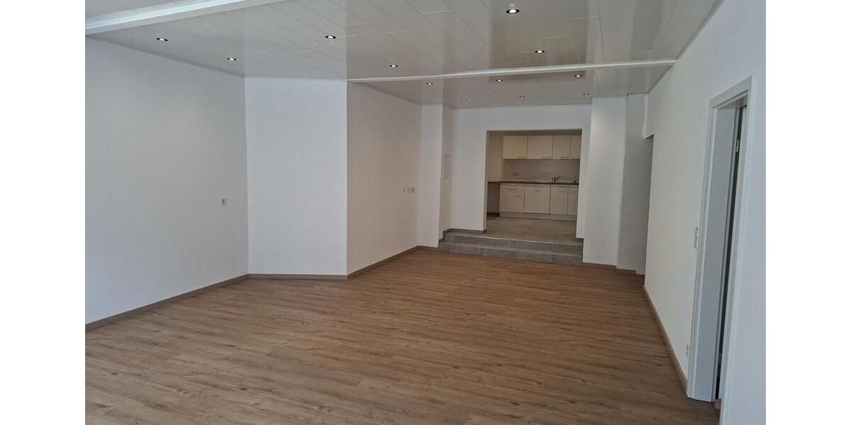 Erdgeschoßwohnung Bollendorf - 4 Zimmer, 90 m&sup2;, 950&euro; | Angebot:26019671