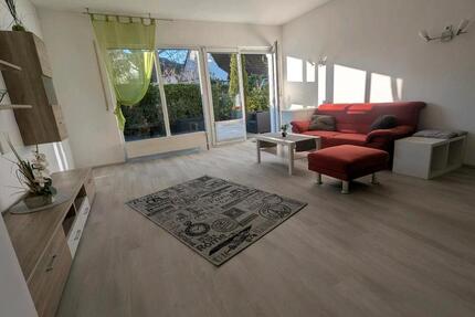 Zimmer 36 qm + Terrasse+ 14 qm in ruhiger WG, naturnah 1 zimmer