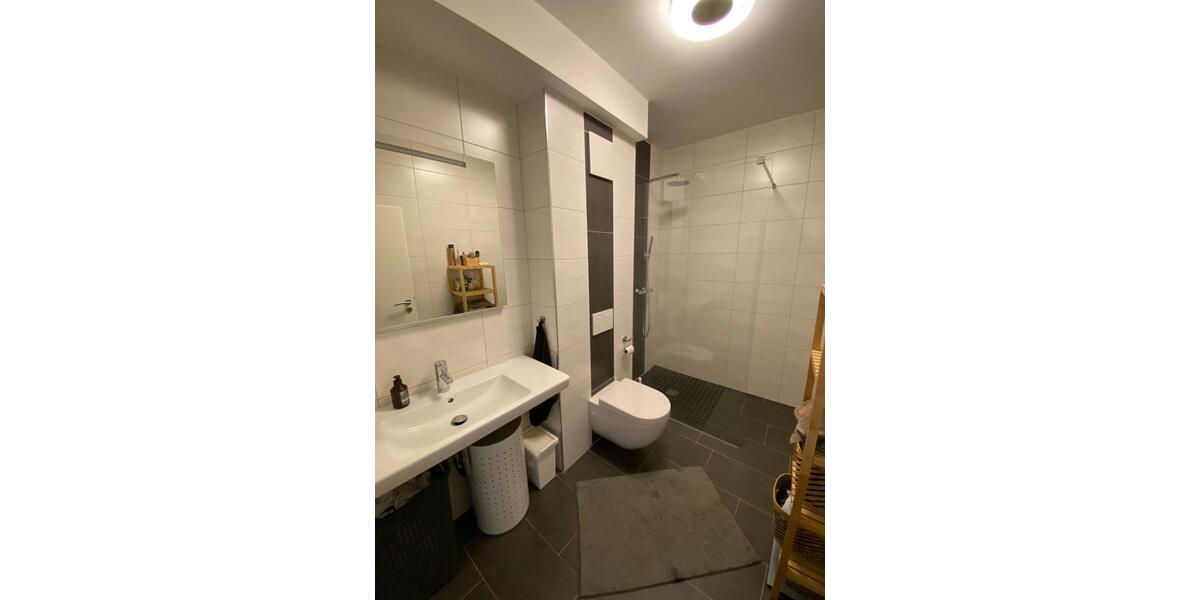 Etagenwohnung Saarbrücken - 1 Zimmer, 56 m&sup2;, 650&euro; | Angebot:26006463