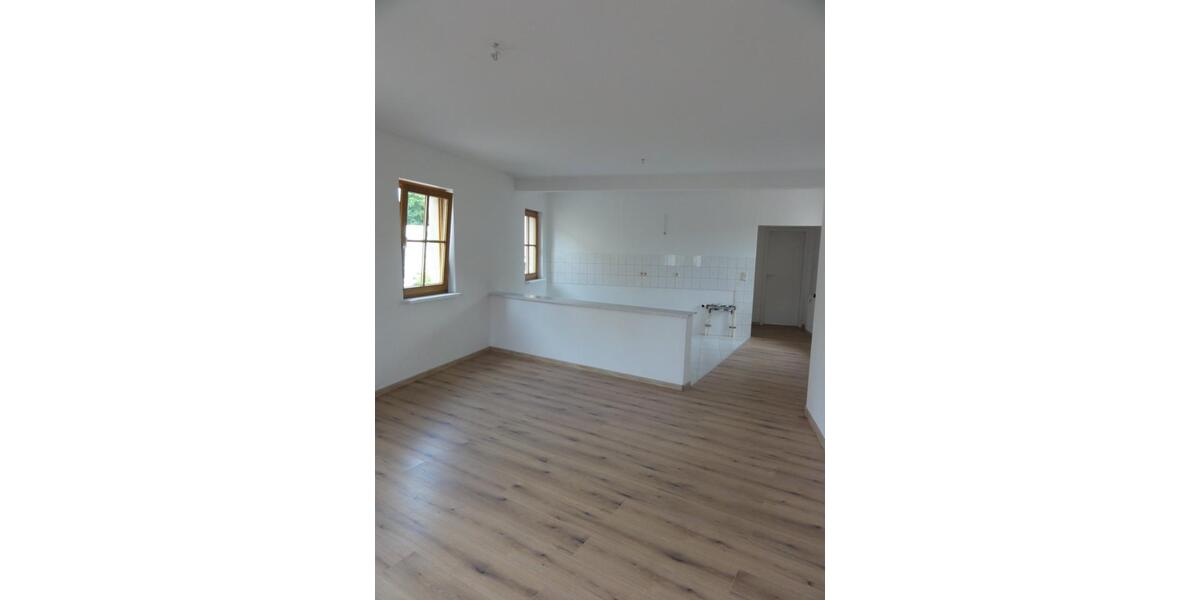 Etagenwohnung Freyburg (Unstrut) - 2 Zimmer, 52 m&sup2;, 325&euro; | Angebot:25053399