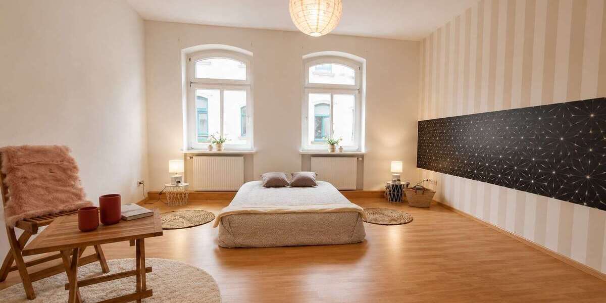 Etagenwohnung Weißenfels - 4 Zimmer, 121 m&sup2;, 635&euro; | Angebot:26274759