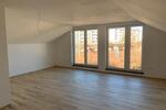 Maisonettenwohnung Burg Stargard - 3 Zimmer, 150 m&sup2;, 1.500&euro; | Angebot:26337189