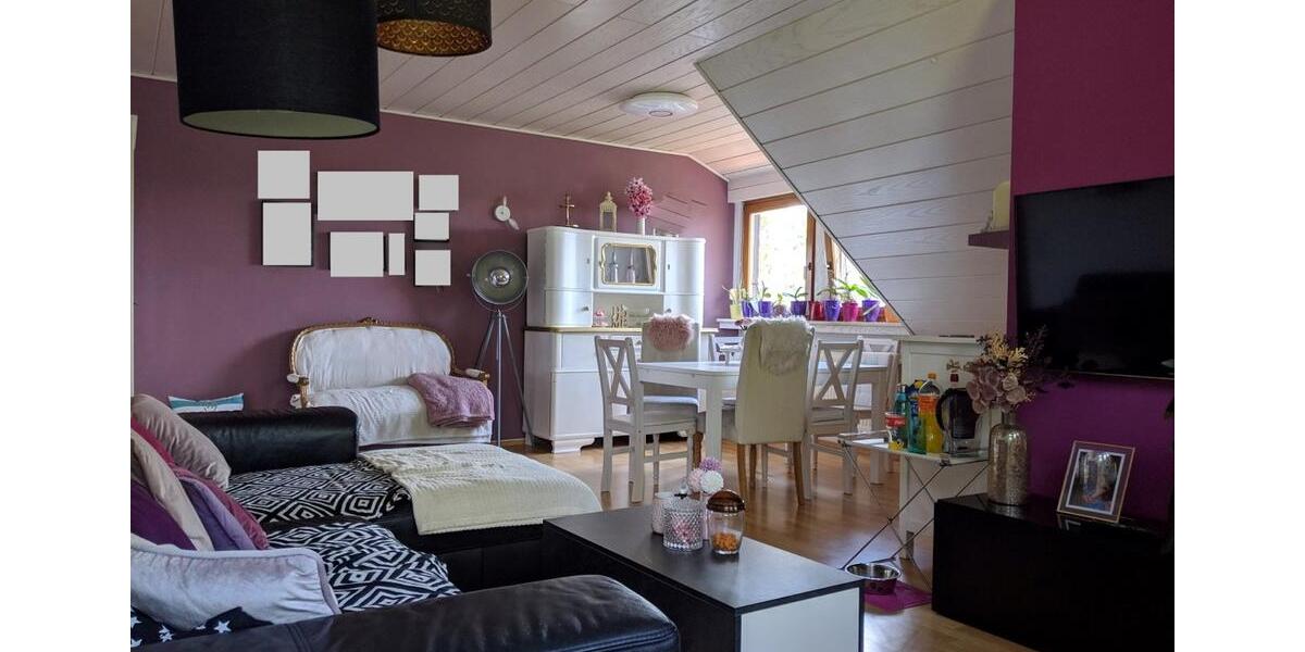 Dachgeschoßwohnung Burgthann - 3 Zimmer, 85 m&sup2;, 700&euro; | Angebot:25652553