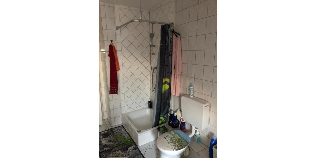 Dachgeschoßwohnung Ingolstadt Nordost - 4 Zimmer, 88 m&sup2;, 880&euro; | Angebot:25923228