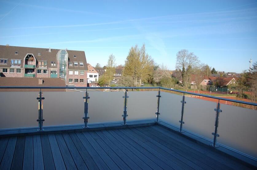 3 Zimmer Obergeschoss Wohnung mit Dachterasse