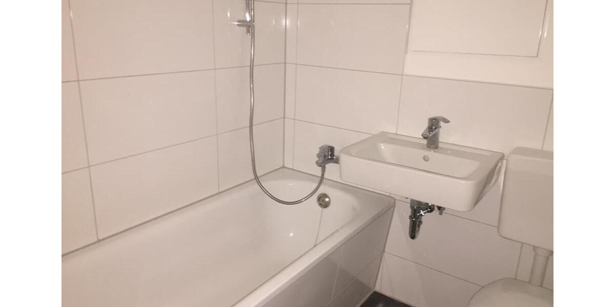Etagenwohnung Cottbus Brunschwig - 2 Zimmer, 43 m&sup2;, 465&euro; | Angebot:26624179