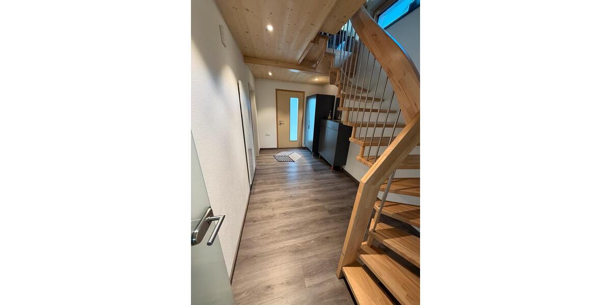 Einfamilienhaus Hoßkirch - 2 Zimmer, 72 m&sup2;, 1.200&euro; | Angebot:26698142