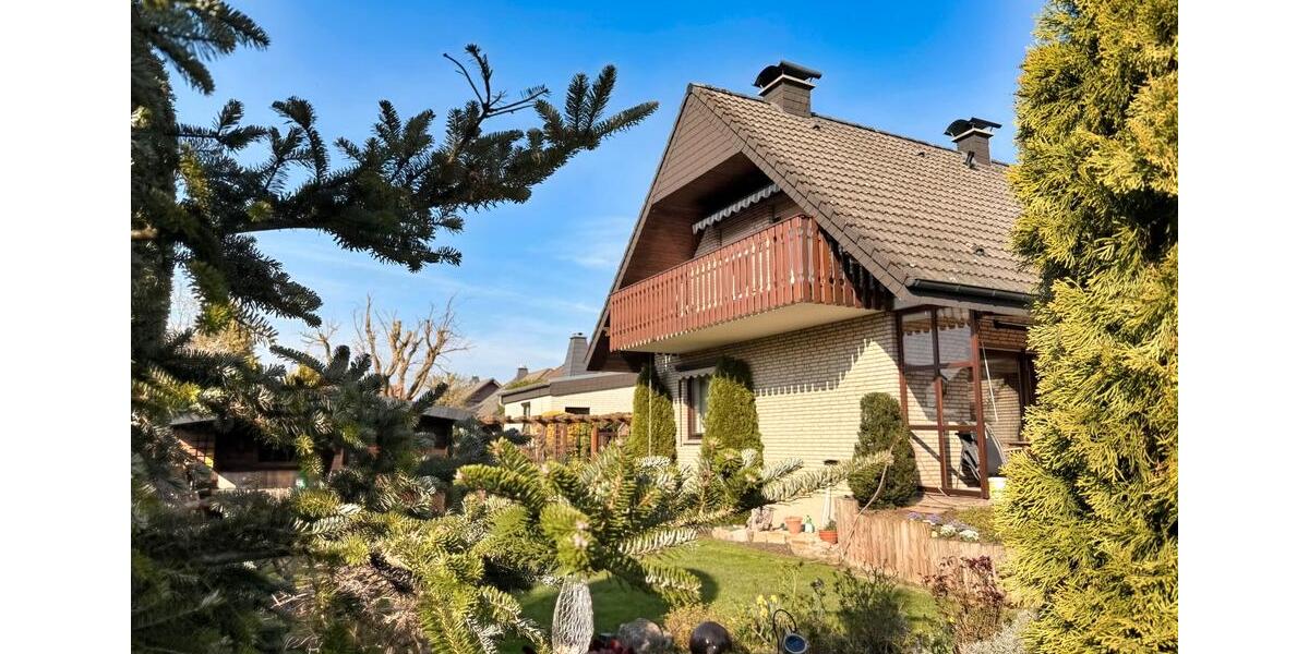 Dachgeschoßwohnung Enger - 2 Zimmer, 63 m&sup2;, 490&euro; | Angebot:25918578