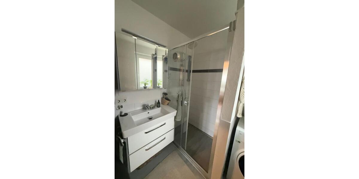 Erdgeschoßwohnung Bad Kreuznach Bad Münster am Stein-Ebernburg - 2 Zimmer, 84 m&sup2;, 1.000&euro; | Angebot:26413018