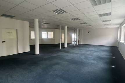 Büro in Büdingen 3.650 € 438 m² zimmer