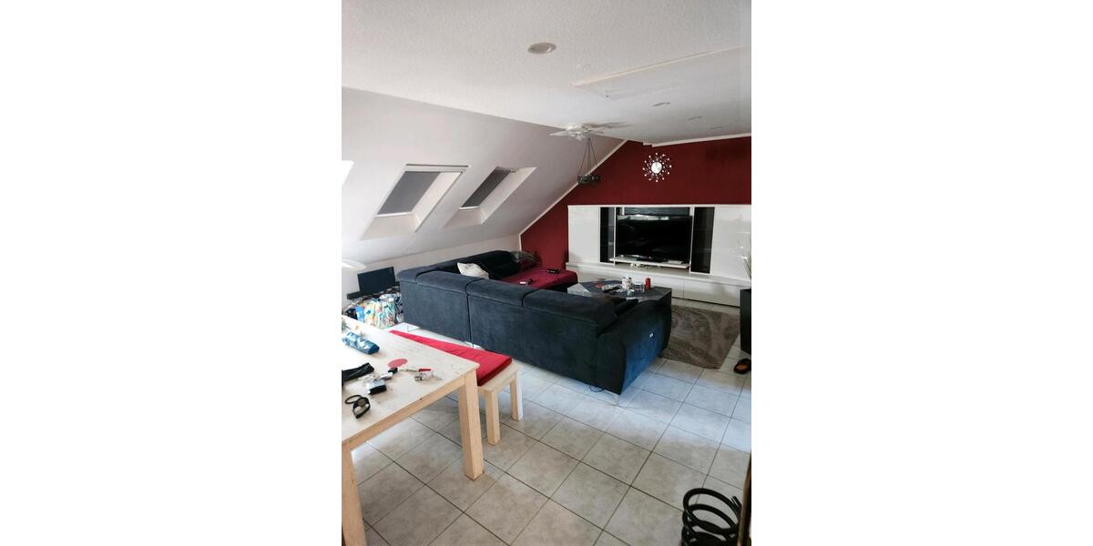 Dachgeschoßwohnung Völklingen - 1 Zimmer, 74 m&sup2;, 460&euro; | Angebot:26278245