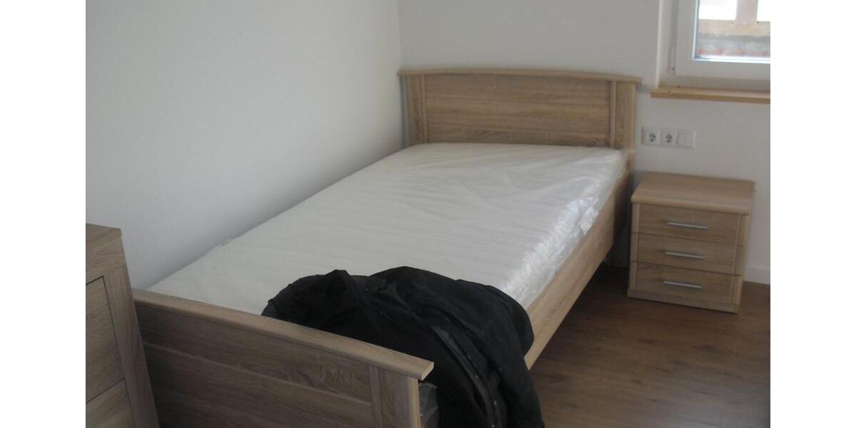 Wohnen auf Zeit Forchtenberg - 1 Zimmer, 12 m&sup2;, 360&euro; | Angebot:26094066