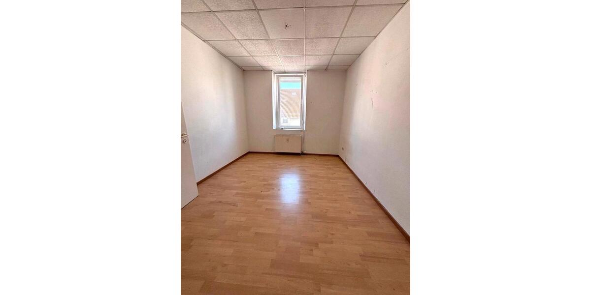 Etagenwohnung Pirmasens - 2 Zimmer, 55 m&sup2;, 330&euro; | Angebot:26049479