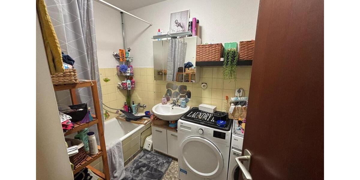 Wunderschöne Wohnung mit Balkon und tollem Ausblick! 3.5 zimmer